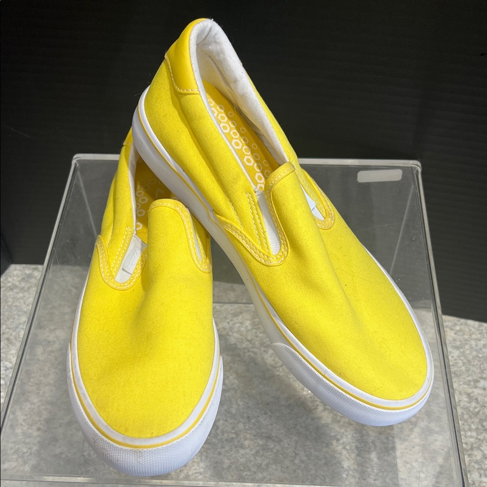 Lugz Kids Shoes in Bright Yellow and White